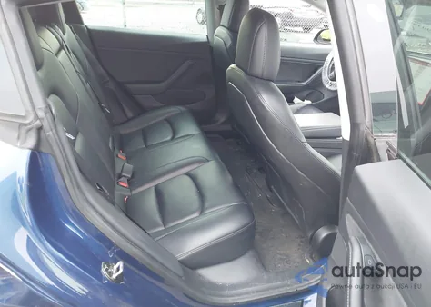 2021 Tesla Model 3 Long Range Dual Motor All-Wheel Drive z USA, uszkodzony, nr VIN 5YJ3E1EB3MF914944